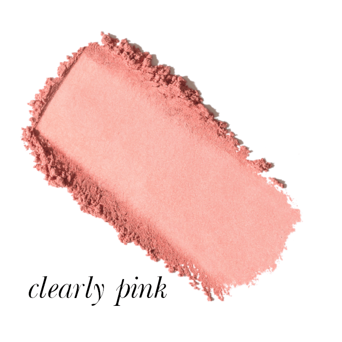 Na zdjęciu widać próbkę odcienia różu Clearly Pink – jasny, intensywnie różowy odcień o chłodnym tonie; idealny dla bardzo jasnych cer i efektu „porannego rumieńca”.