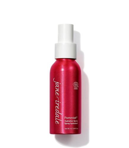 Na zdjęciu znajduje się elegancka czerwona butelka z białym atomizerem wody Jane Iredale Pommist Hydration Spray o pojemności 90 ml. Produkt posiada oznaczenie ECOCERT co potwierdza jego organiczne i naturalne pochodzenie składników.