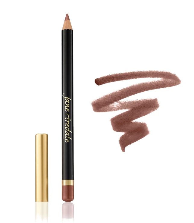 Na grafice widoczna jest próbka koloru kredki do ust Jane Iredale Lip Pencil w odcieniu Nutmeg. Kolor ma ciepły, przytłumiony czerwono-brązowy ton – to elegancki, kobiecy odcień  z lekko przybrudzonym wykończeniem.